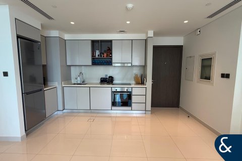 Apartamento en EMAAR Beachfront, Dubai Harbour, Dubai, 1 dormitorio, 75 m², № 75679 - foto 4