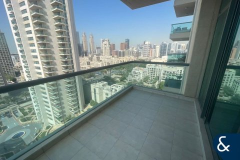 Apartment in The Views, Dubai 2 bedrooms, 124 sq.m. № 99117 - photo 5