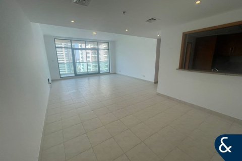 Apartment in The Views, Dubai 2 bedrooms, 124 sq.m. № 99117 - photo 2