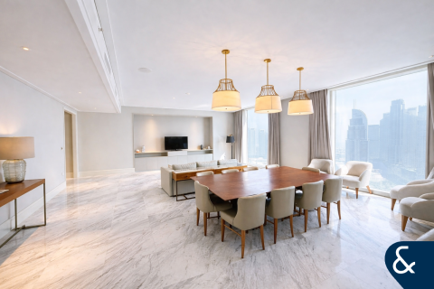 Apartment in Downtown Dubai (Downtown Burj Dubai), Dubai 4 bedrooms, 261 sq.m. № 99046