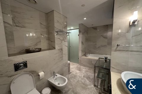 Apartment in Palm Jumeirah, Dubai 2 bedrooms, 181 sq.m. № 99118 - photo 6