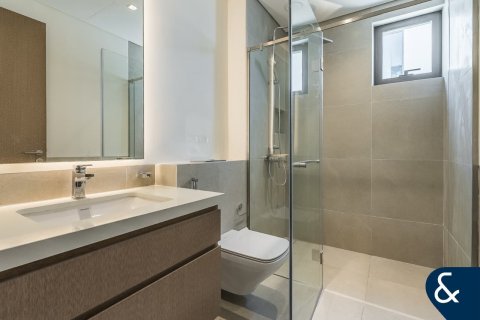 Villa in Al Furjan, Dubai 4 bedrooms, 335 sq.m. № 76069 - photo 11