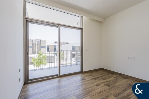 Villa in Al Furjan, Dubai 4 bedrooms, 335 sq.m. № 76069 - photo 26