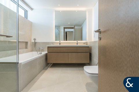 Villa in Al Furjan, Dubai 4 bedrooms, 335 sq.m. № 76069 - photo 23