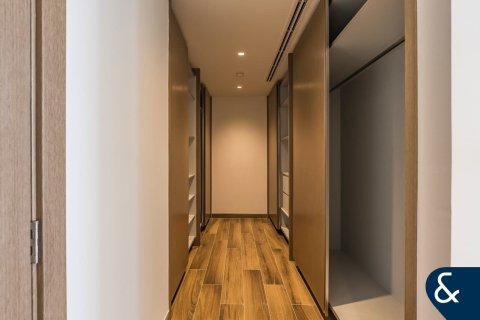 Villa in Al Furjan, Dubai 4 bedrooms, 335 sq.m. № 76069 - photo 22