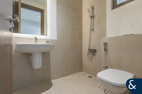 Villa in Al Furjan, Dubai 4 bedrooms, 335 sq.m. № 76069 - photo 13