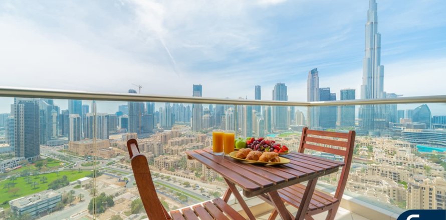 Apartment in Downtown Dubai (Downtown Burj Dubai), Dubai 2 bedrooms, 125 sq.m. № 76075