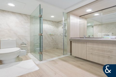 Apartment in Downtown Dubai (Downtown Burj Dubai), Dubai 2 bedrooms, 125 sq.m. № 76075 - photo 15