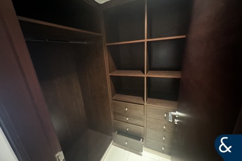 Villa in Mira, Reem, Dubai 3 bedrooms, 235 sq.m. № 76072 - photo 12