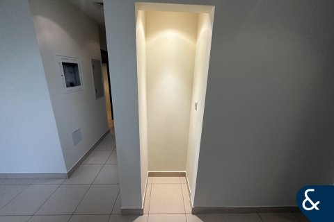 Villa in Mira, Reem, Dubai 3 bedrooms, 235 sq.m. № 76072 - photo 19