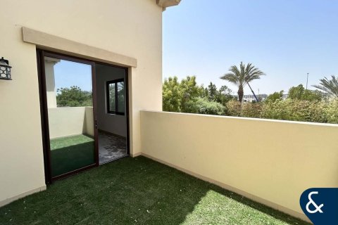 Villa in Mira, Reem, Dubai 3 bedrooms, 235 sq.m. № 76072 - photo 13