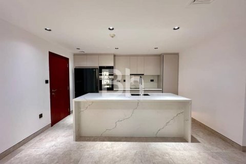Apartment in Jumeirah Beach Residence, Dubai 2 bedrooms, 122 sq.m. № 57523 - photo 13