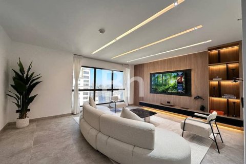 Apartment in Jumeirah Beach Residence, Dubai 2 bedrooms, 122 sq.m. № 57523 - photo 1