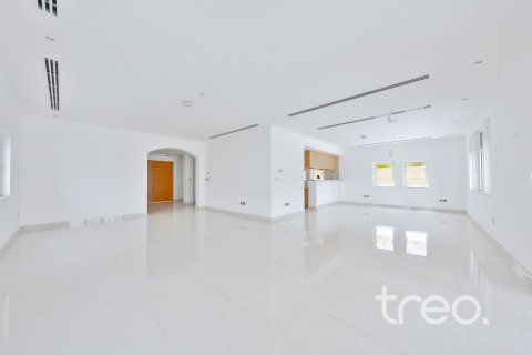 Villa in Regional, Jumeirah Park, Dubai 3 bedrooms, 327.67 sq.m. № 136253 - photo 14
