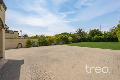 Villa in Regional, Jumeirah Park, Dubai 3 bedrooms, 327.67 sq.m. № 136253 - photo 16
