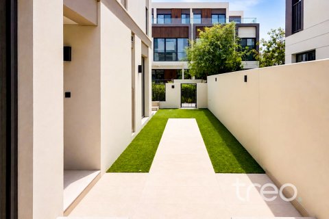 Villa en Aura, Tilal Al Ghaf, Dubai, 4 dormitorios, 316.89 m², № 136252 - foto 2