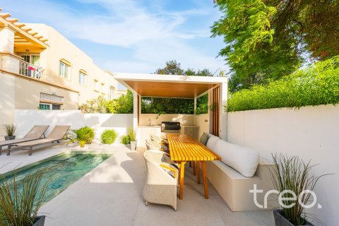 Villa in The Springs, Dubai 2 bedrooms, 153.01 sq.m. № 136251 - photo 25