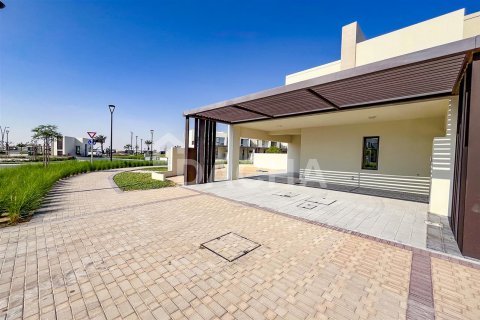 فيلا في دبي 4 غرف نوم, 237.4 م² رقم 6513 - صورة 1