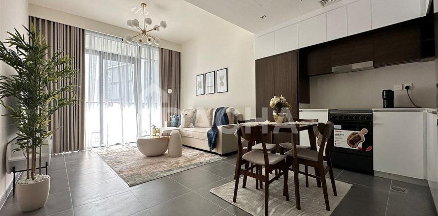 Квартира в Дубае, 1 спальня, 67.6м², № 6398
