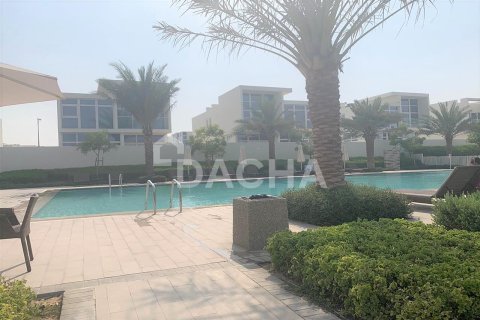 Villa en Pacifica, Dubai, 3 dormitorios, 151.7 m², № 6400 - foto 16