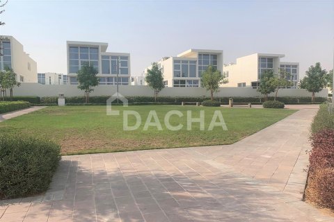 Villa en Pacifica, Dubai, 3 dormitorios, 151.7 m², № 6400 - foto 17