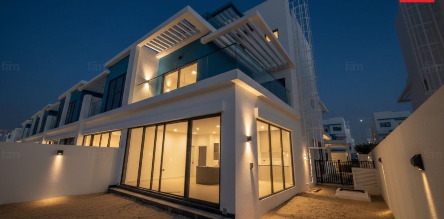 Вилла в Дубае, 5 спален, 219.6м², № 90331