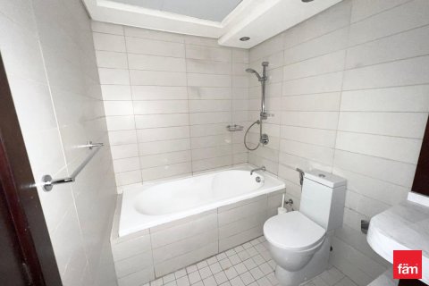 Купить квартиру в Даунтаун Дубай (Даунтаун Бурдж Дубай), Дубай: 2 спальни, 120.7м², № 90330 - фото 15