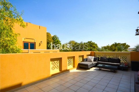 Villa in Al Furjan, Dubai 6 bedrooms, 637 sq.m. № 43357 - photo 21