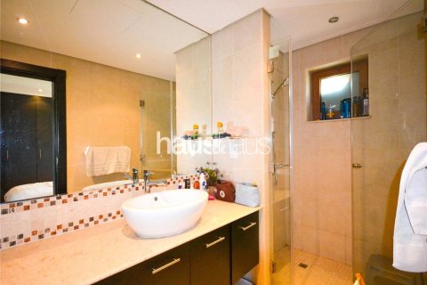 Villa in Al Furjan, Dubai 6 bedrooms, 637 sq.m. № 43357 - photo 18