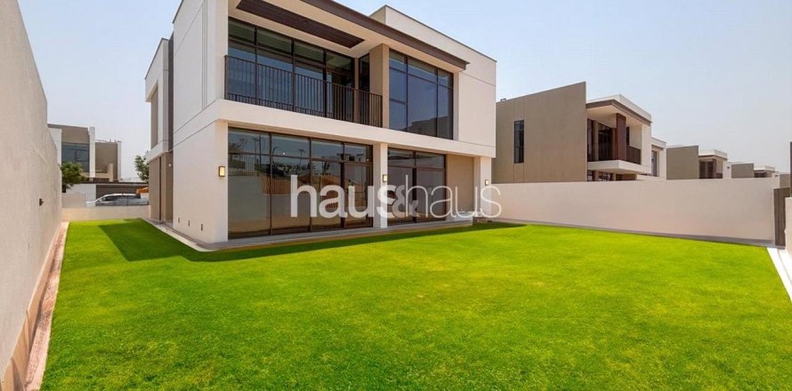Villa en Al Furjan, Dubai, 4 dormitorios, 418 m², № 43363