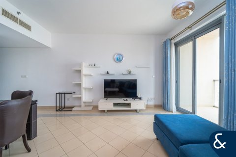 Apartamento en Golf Towers, The Views, Dubai, 2 dormitorios, 118 m², № 98532 - foto 4