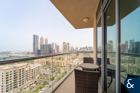 Apartamento en Golf Towers, The Views, Dubai, 2 dormitorios, 118 m², № 98532 - foto 18