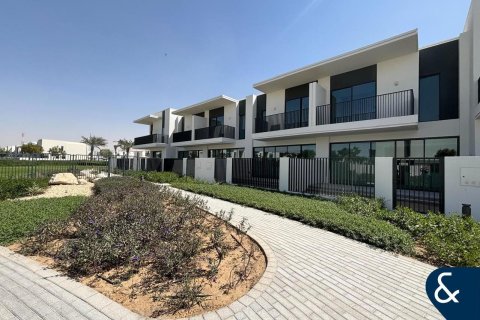 Villa en The Valley, Dubai, 4 dormitorios, 242 m², № 98539 - foto 13