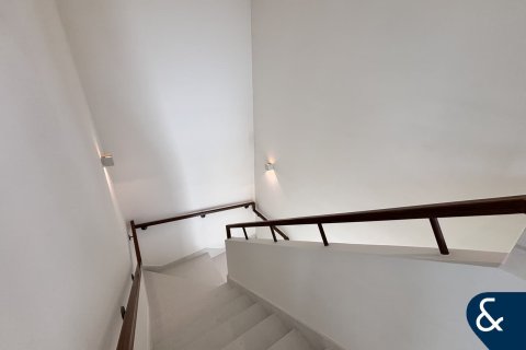 Villa en The Valley, Dubai, 4 dormitorios, 242 m², № 98539 - foto 12