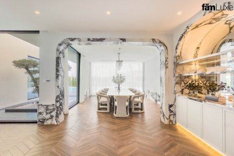 Villa in Dubai Hills Estate, Dubai 5 bedrooms, 1051.2 sq.m. № 64641 - photo 17