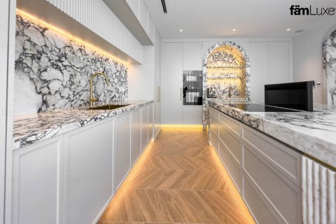 Villa in Dubai Hills Estate, Dubai 5 bedrooms, 1051.2 sq.m. № 64641 - photo 18