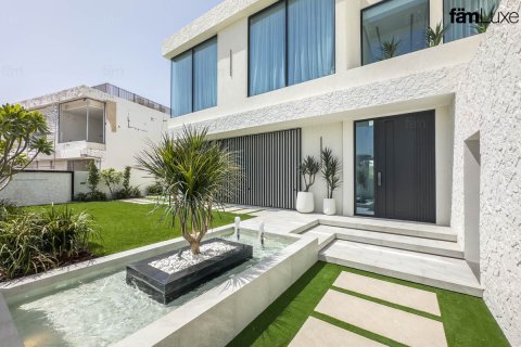 Villa in Dubai Hills Estate, Dubai 5 bedrooms, 1051.2 sq.m. № 64641 - photo 3