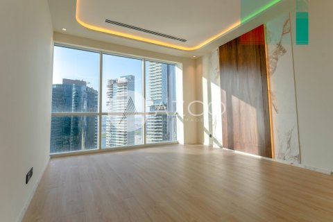Apartment in Jumeirah Beach Residence, Dubai 3 bedrooms, 207 sq.m. № 38540 - photo 12