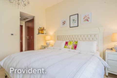Купить квартиру в Джумейра Бич Резиденс, Дубай: 2 спальни, 127.7м², № 1414 - фото 15