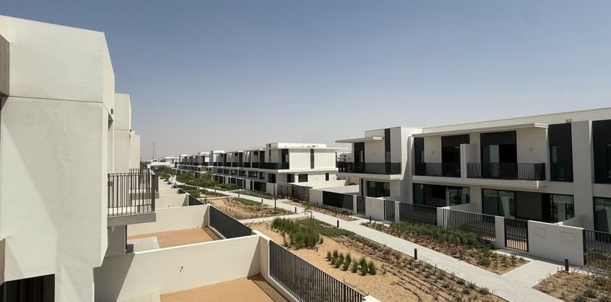 Townhouse in Dubai 3 bedrooms, 174 sq.m. № 58446