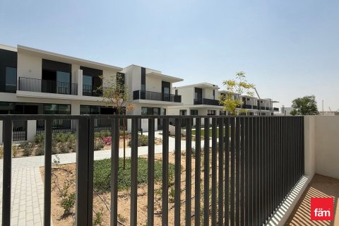 Townhouse in Dubai 3 bedrooms, 174 sq.m. № 58446 - photo 28