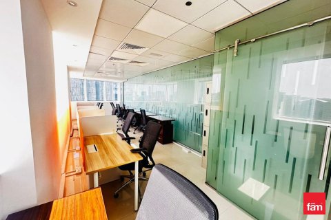 Снять в аренду офис в Бизнес-Бэе, Дубай: 94.6м², № 90644 - фото 3