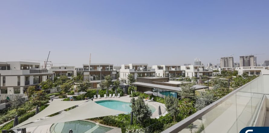 Villa in Tilal Al Ghaf, Dubai 4 bedrooms, 317 sq.m. № 98555