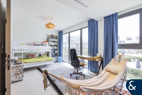 Villa in Tilal Al Ghaf, Dubai 4 bedrooms, 317 sq.m. № 98555 - photo 10