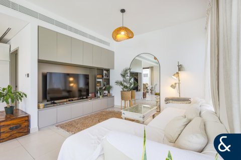 Villa in Tilal Al Ghaf, Dubai 4 bedrooms, 317 sq.m. № 98555 - photo 5