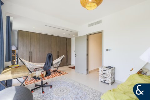 Villa in Tilal Al Ghaf, Dubai 4 bedrooms, 317 sq.m. № 98555 - photo 11