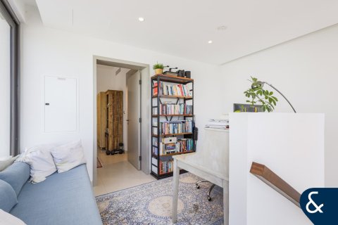 Villa in Tilal Al Ghaf, Dubai 4 bedrooms, 317 sq.m. № 98555 - photo 24