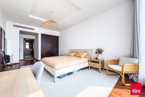 Appartement à Palm Jumeirah, Dubai, 2 chambres, 155.8 m², № 99901 - photo 13