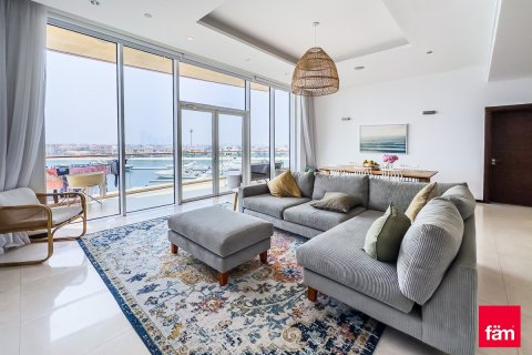 Квартира в Пальме Джумейре, Дубай, 2 спальни, 155.8м², № 99901