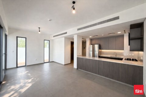 Вилла в Tilal Al Ghaf, Дубай, 4 спальни, 201.3м², № 99904